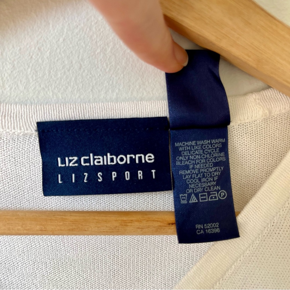 Liz Claiborne Liz Sport White Long Sleeve Cardigan, Size M - Picture 5 of 6
